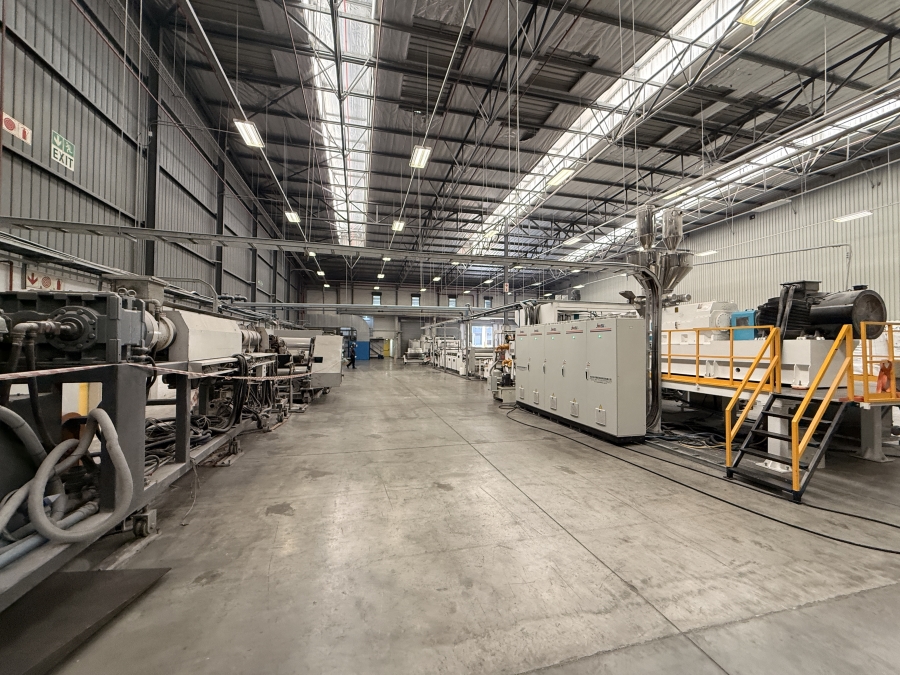 To Let commercial Property for Rent in Blackheath Industrial Western Cape